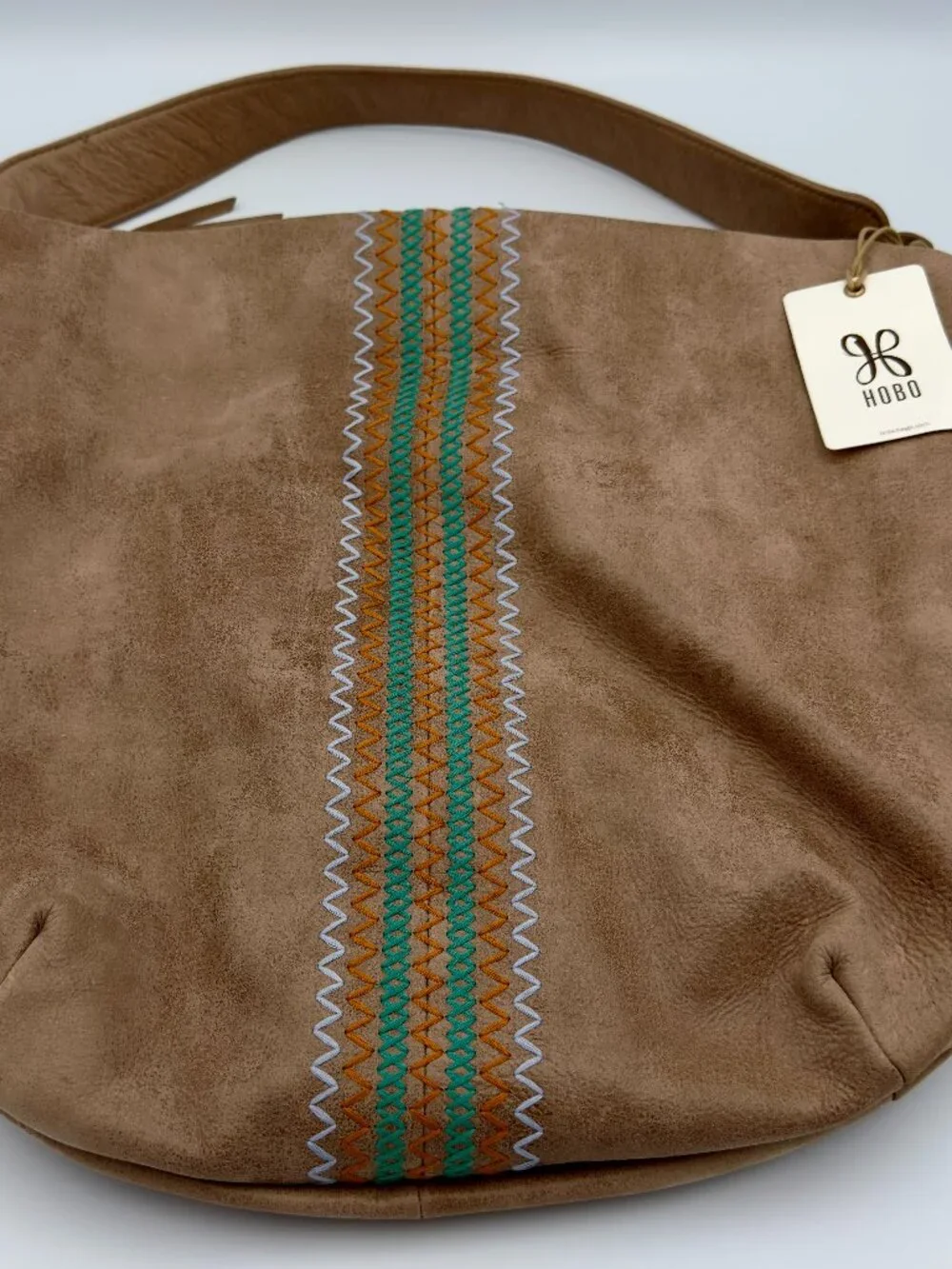 HOBO Harley Hazel Genuine Leather Hobo Shoulder Bag NWT - Picture 4 of 8